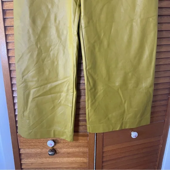 Maeve By Anthropologie The Colette Faux Leather Wide Leg Cropped Pants Sz 31 - Picture 4 of 11